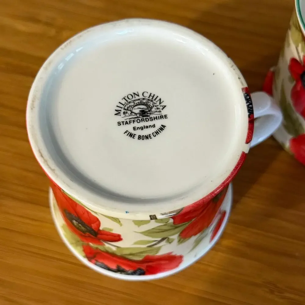 Milton China Hot Drinks in‎ Pretty Red Poppies on Porcelain Set of 2 Small Mugs